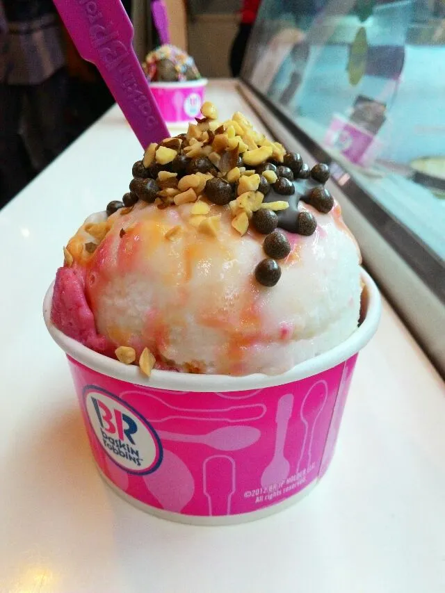 Baskin Robbins #Ice Cream #Chocolate #cold #chocochip #cool #baskin #robbins|Micko Saychoさん