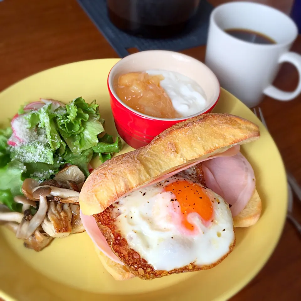 休日の朝ごはん|門乃ケルコさん