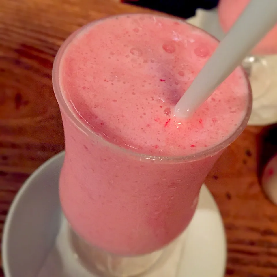 Strawberry raw juice|Satoshiさん