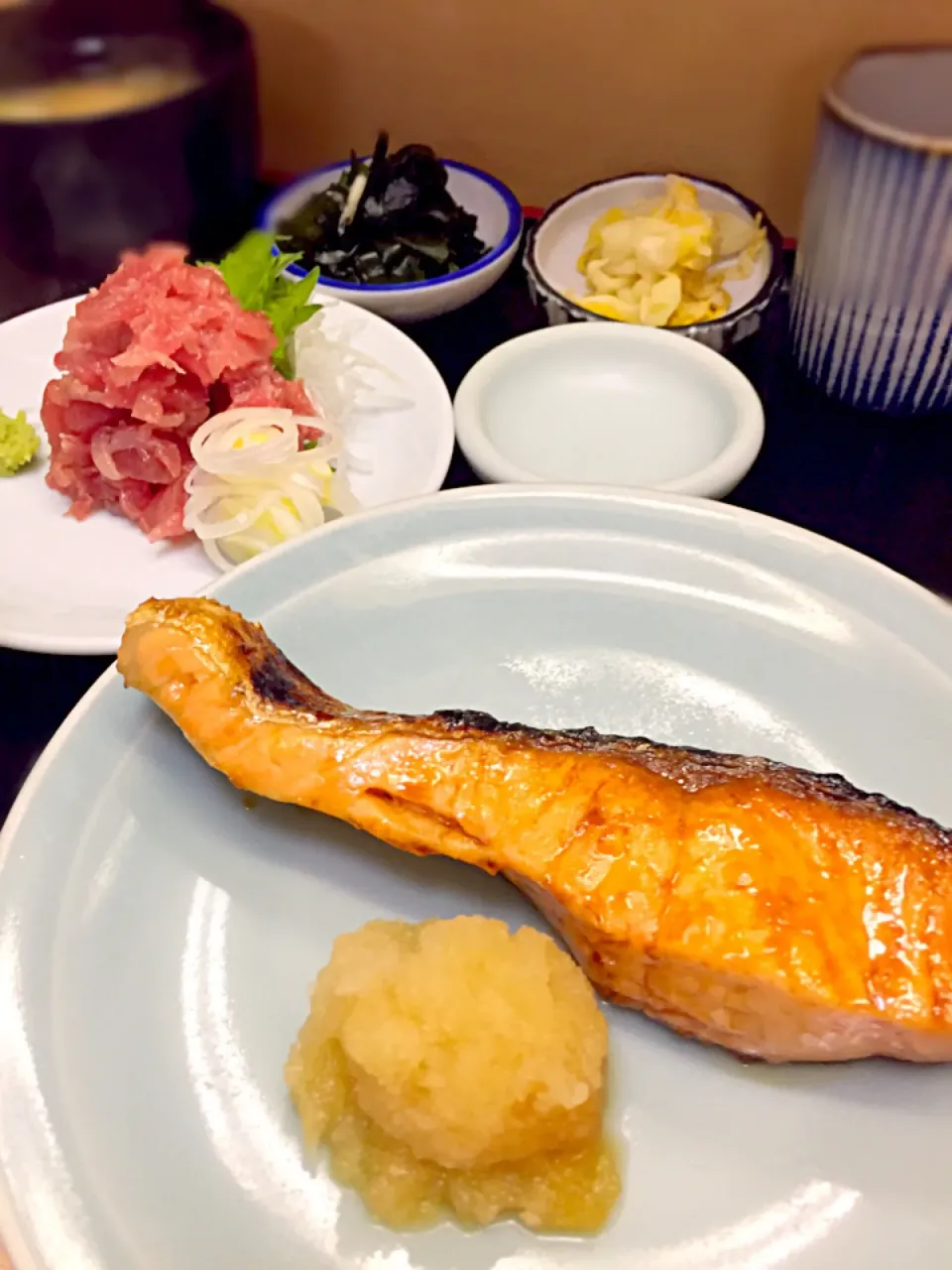 銀鮭照焼と中落ちの定食|流線形さん