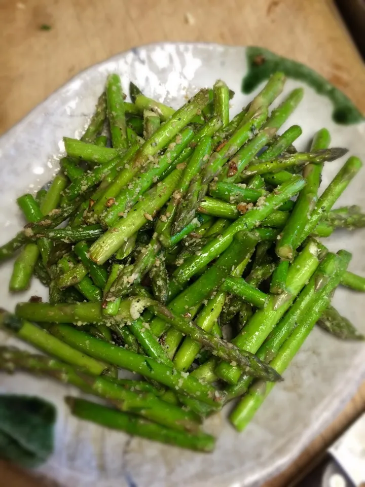 Snapdishの料理写真:Asparagus Parmesan|NozomiSさん