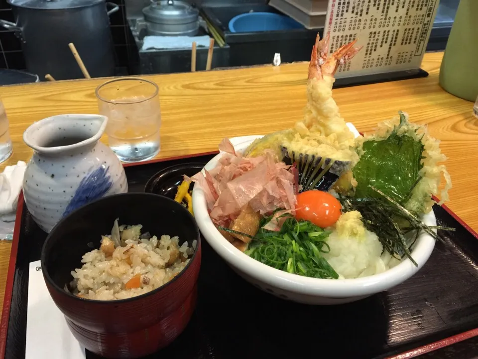 近所の楽々の ぶっかけ天婦羅うどん定食‥‥|Kumiko  Isamiさん