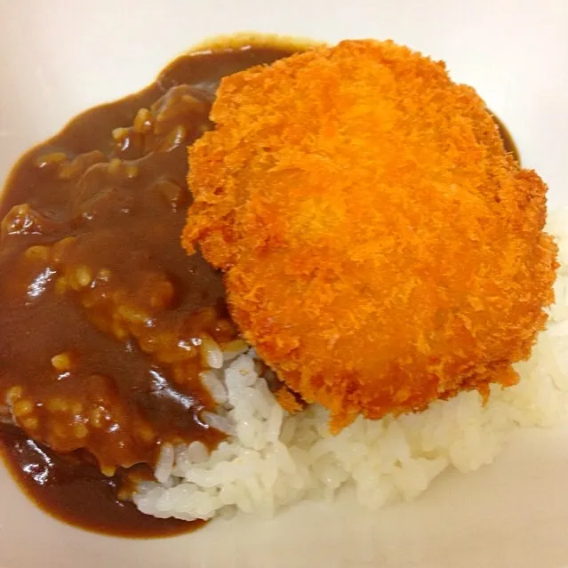 まかない コロッケカレー|まからいとさん