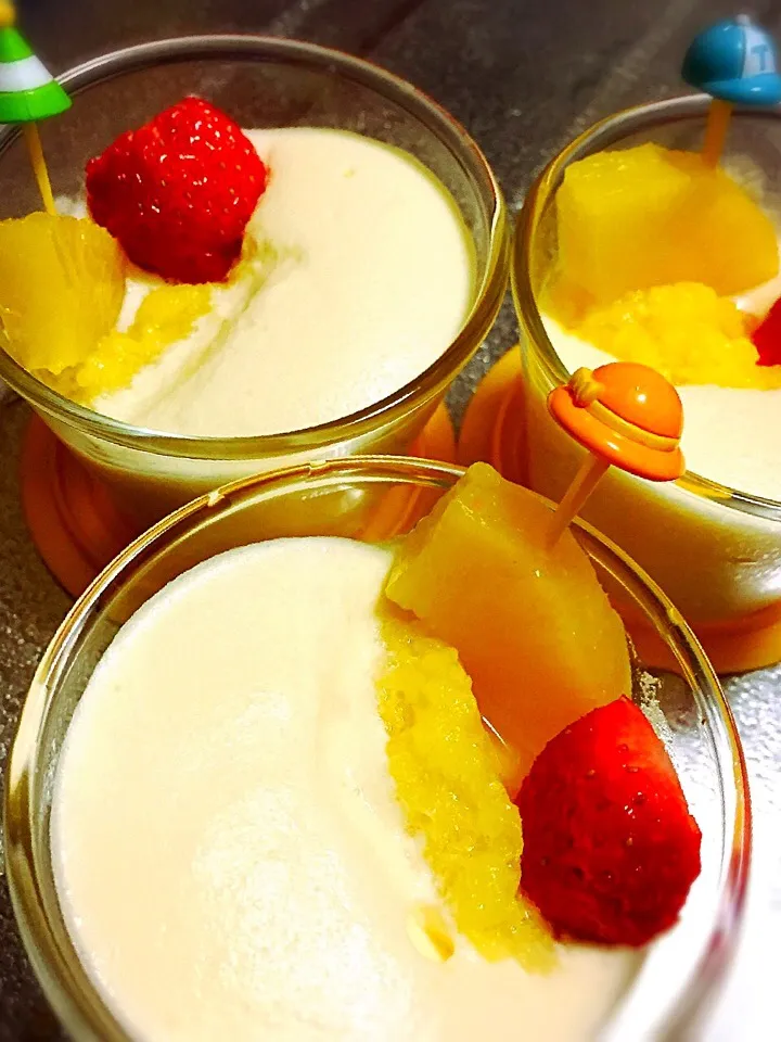 Pineapple flavor "white choco mousse"|Laarni Nabongさん