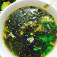 Snapdishの料理写真:seaweed soup|Zoeyさん