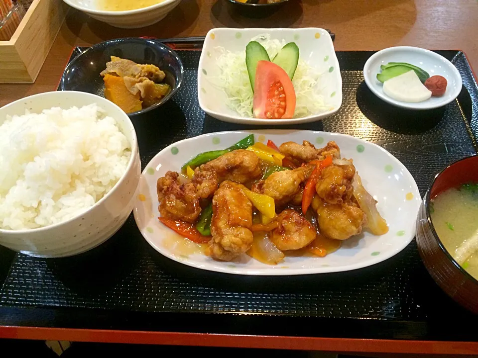 日の出食堂『酢鶏定食』|コージ💫さん