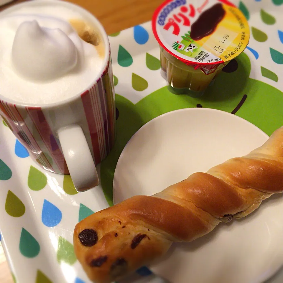 Snapdishの料理写真:レーズンバタースティック カフェラテ プリン|さるさん