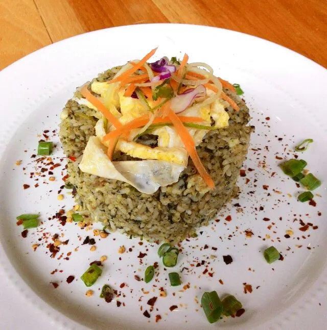 We Call It "Nasi Goreng Ijo" Green Fried Rice #Fried Rice #fried #rice #green|Micko Saychoさん