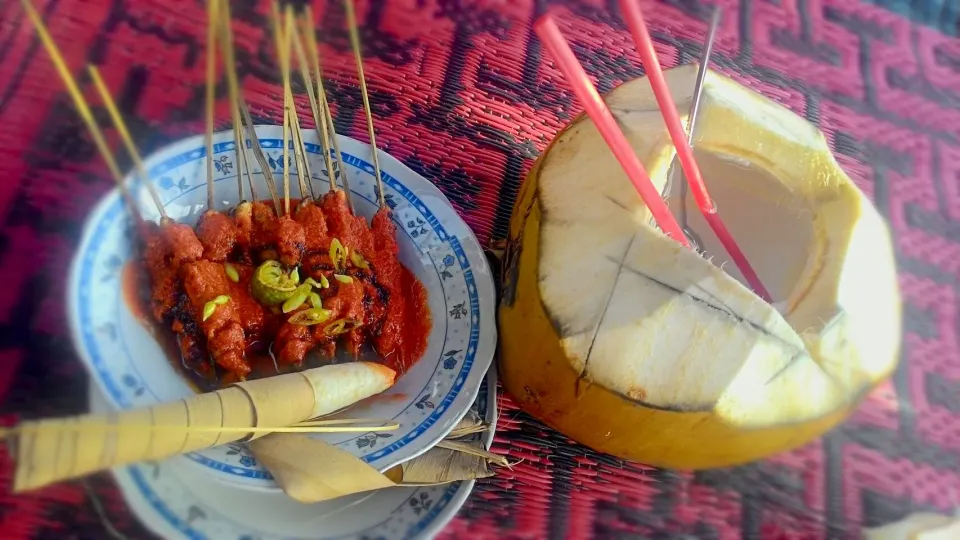 satay bulayak lombok|yudiさん