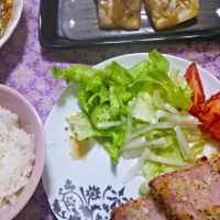 サラダ、ハムカツ、鯖の味噌煮|さくらさん