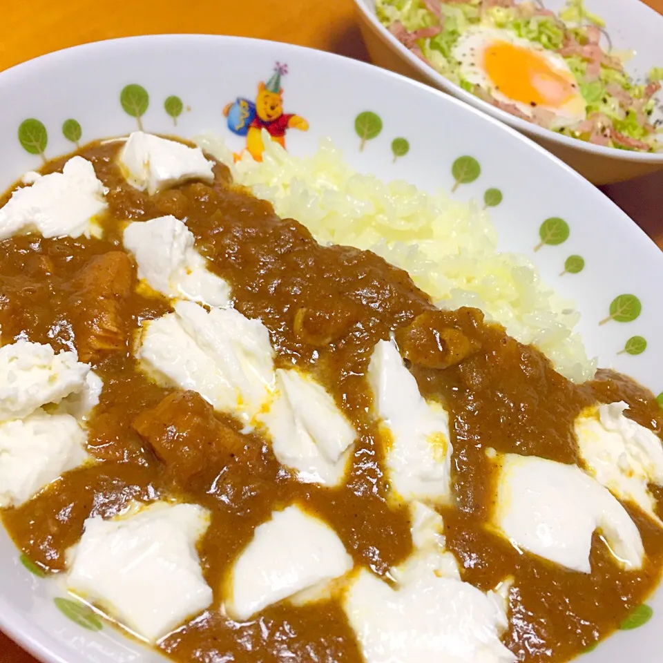 dancyuカレーの教室レシピのチキンカレー2日目はモッツァレラチーズトッピング|カウンター嬢さん