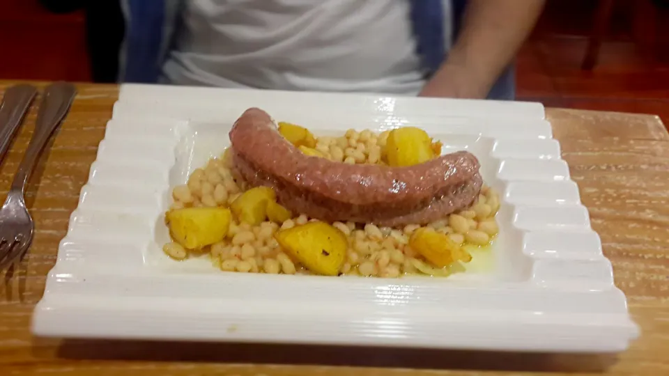 Spanish Sausage and White Bean Stew ...|Simon Mathewsさん