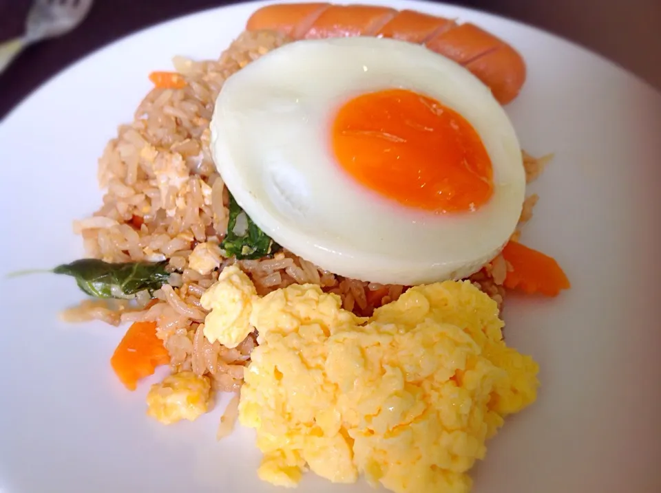 朝飯は、乗っけシリーズタイバージョン😋|アライさんさん