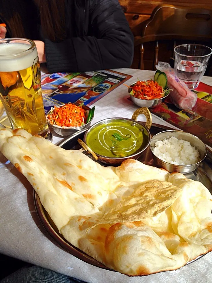 Green chicken curry & naan & beer|JUNJUNさん