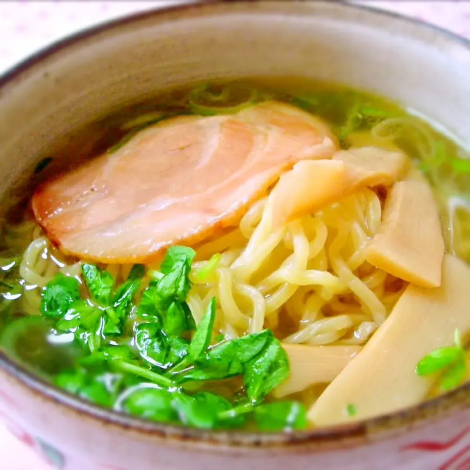 豆苗ラーメン♡
サッパリして美味しいです(^_^)|ユウリンさん