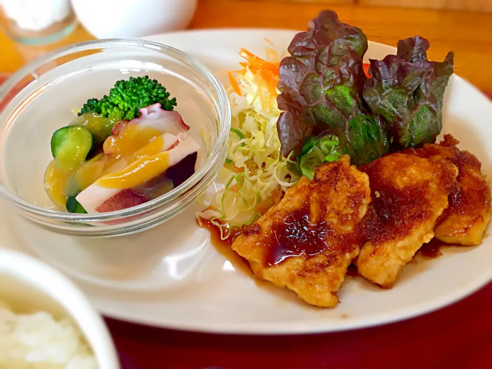 ささみの生姜焼き と タコとイカの酢味噌和え|茶一郎さん