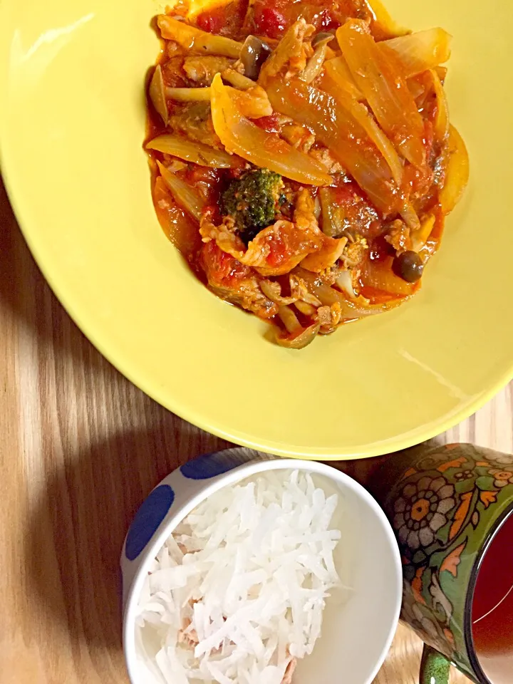 鯖水煮缶とお野菜のトマト煮込み|裕美さん