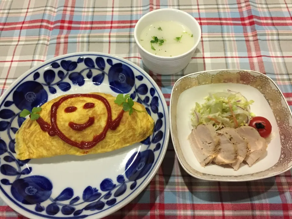 主人飲み会なので〜オムライス・チキンコールスローサラダ・白湯中華スープ|まーままさん