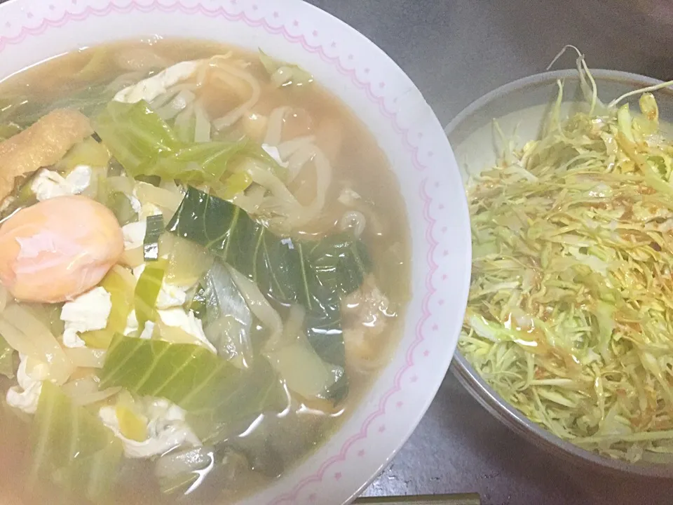 煮込んで食べるマルちゃん生麺、キャベツ(胡麻ドレッシングで)|ms903さん