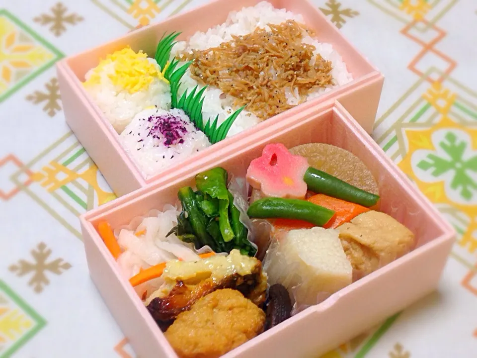 美濃吉の味重ね弁当（2段）🍱|ゆうじ.さん