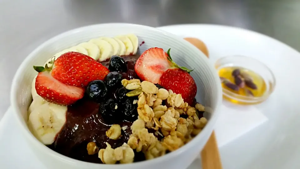 Acai energy bowl|Todd pearceさん