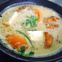 KK fried fish beehoon soup|diniarishaさん