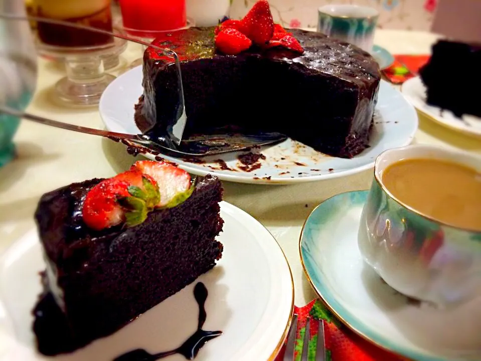 This is the best ever chocolate cake I ever made that I can resist not eating the whole cake it's so delicious even me can't believed I did this so much perfect|Babyluv Cabrera Ocampoさん