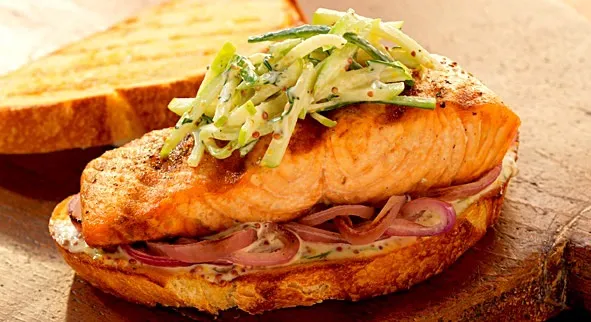 Salmon Sandwich with Cucumber and Apple Slaw|Kawasaki Mikeさん