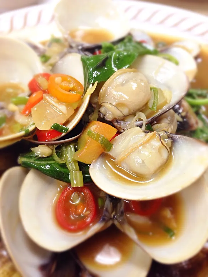 Friend Clam with Chinese Basil|Sam: photos by iPhoneさん