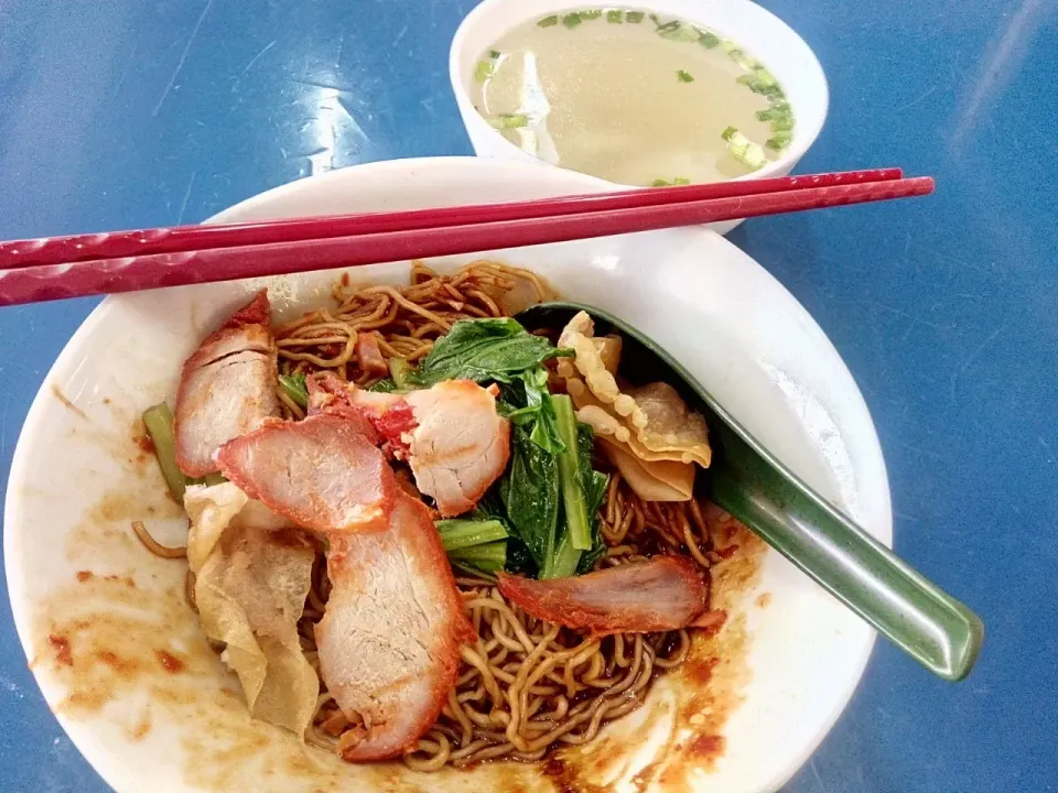 A simple Wanton Noodle for dinner|秋平さん