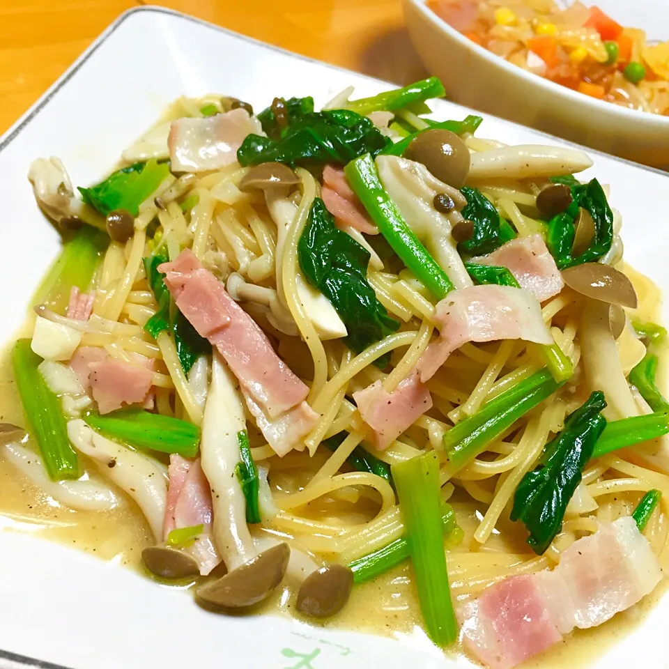 ベーコンとほうれん草とキノコのバターポン酢醤油スパゲティー|カウンター嬢さん