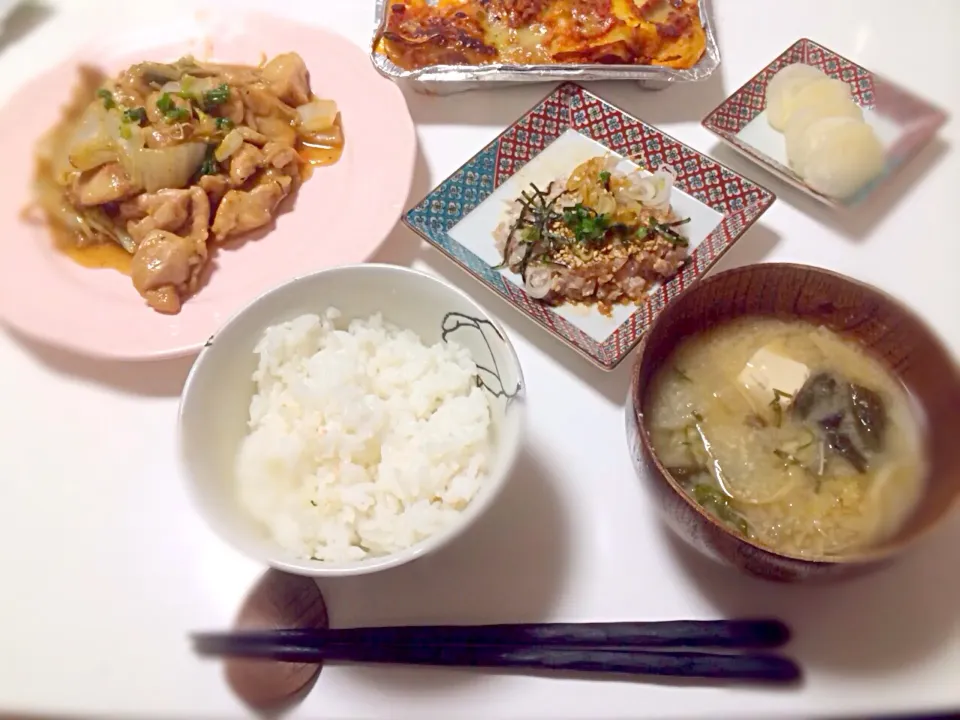 鶏の照焼き、まぐろたたき、ラザニア、豚汁、べったら漬け まとまりなし！笑|ありさん