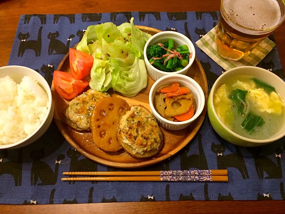 Snapdishの料理写真:しそつくねの甘辛レンコン  キンピラ  菜の花と桜海老のおひたし  ちんげん菜と玉子スープ  サラダ|haseseさん