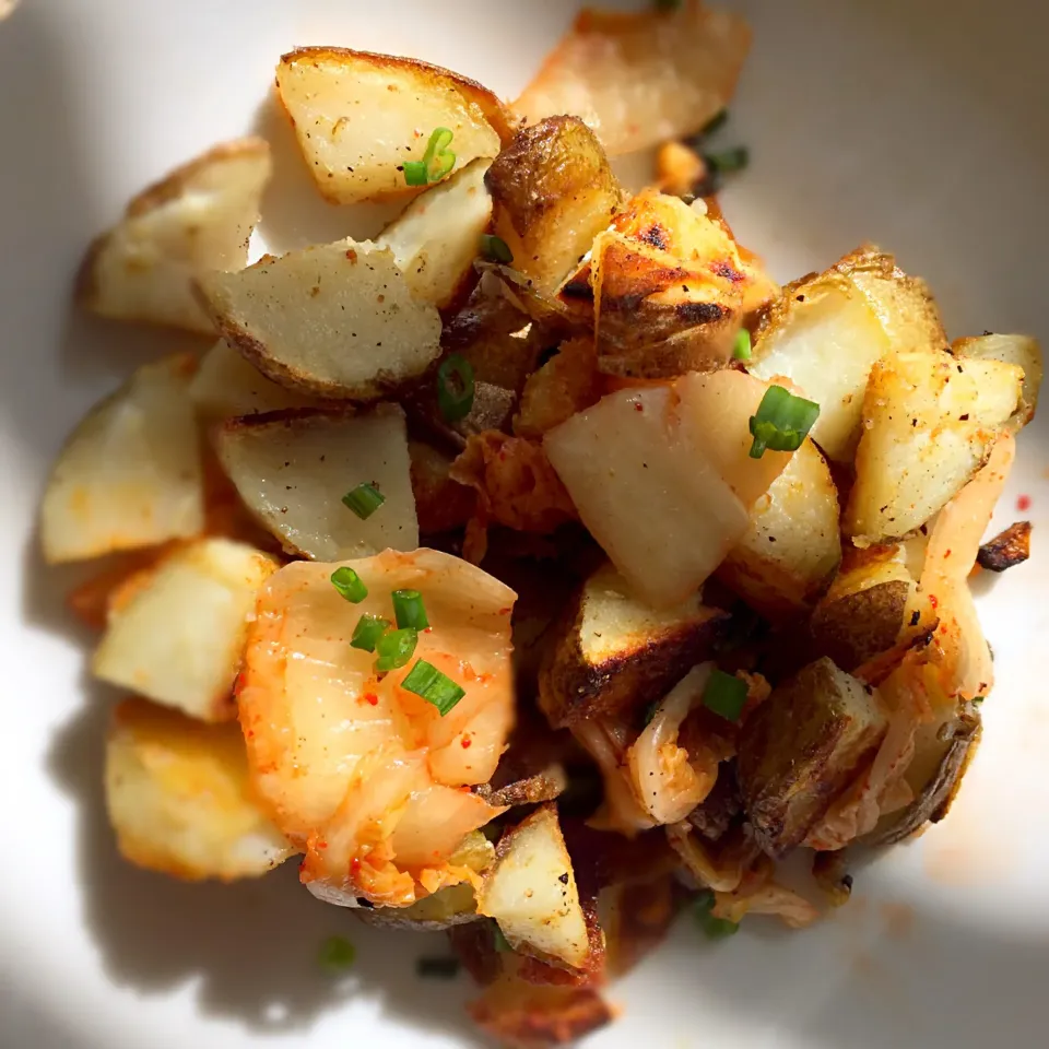 Kimchi Roasted Potatoes|Corrina Angelさん