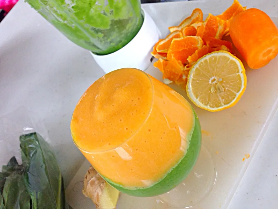 Orange & green smoothie|viviさん