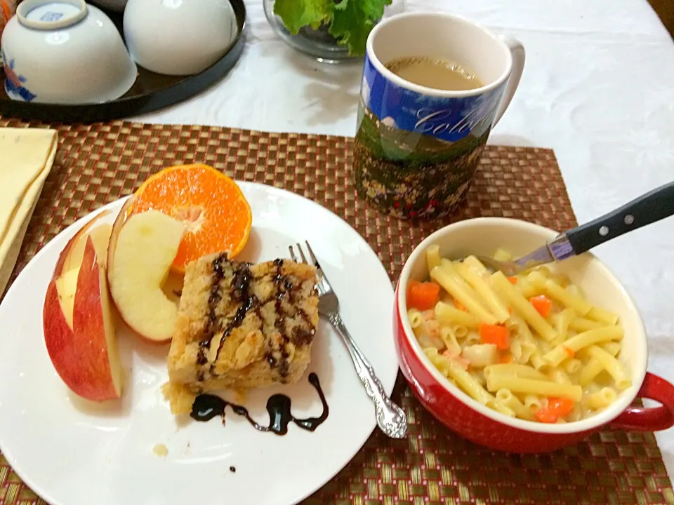 Bread pudding , fresh fruits and macaroni chicken soup for breakfast 😋 GoodMorning guys ! Hello Monday 😊☕️|Babyluv Cabrera Ocampoさん