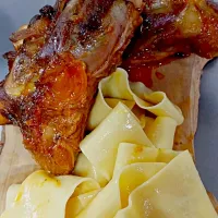 Snapdishの料理写真:lamb shank with hand made pasta|Todd pearceさん