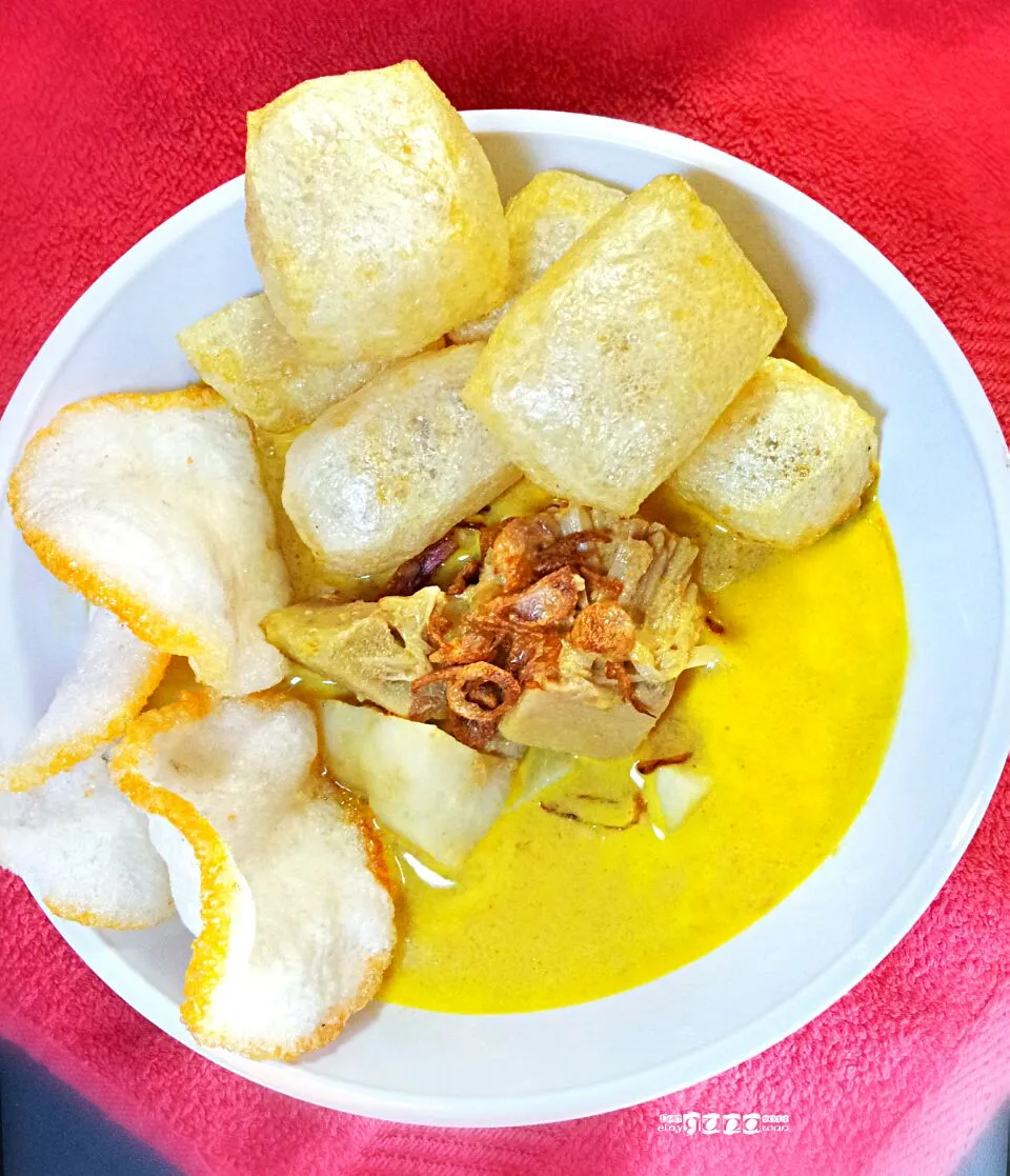 Lontong Padang #Masakan Indonesia|elny gunawanさん