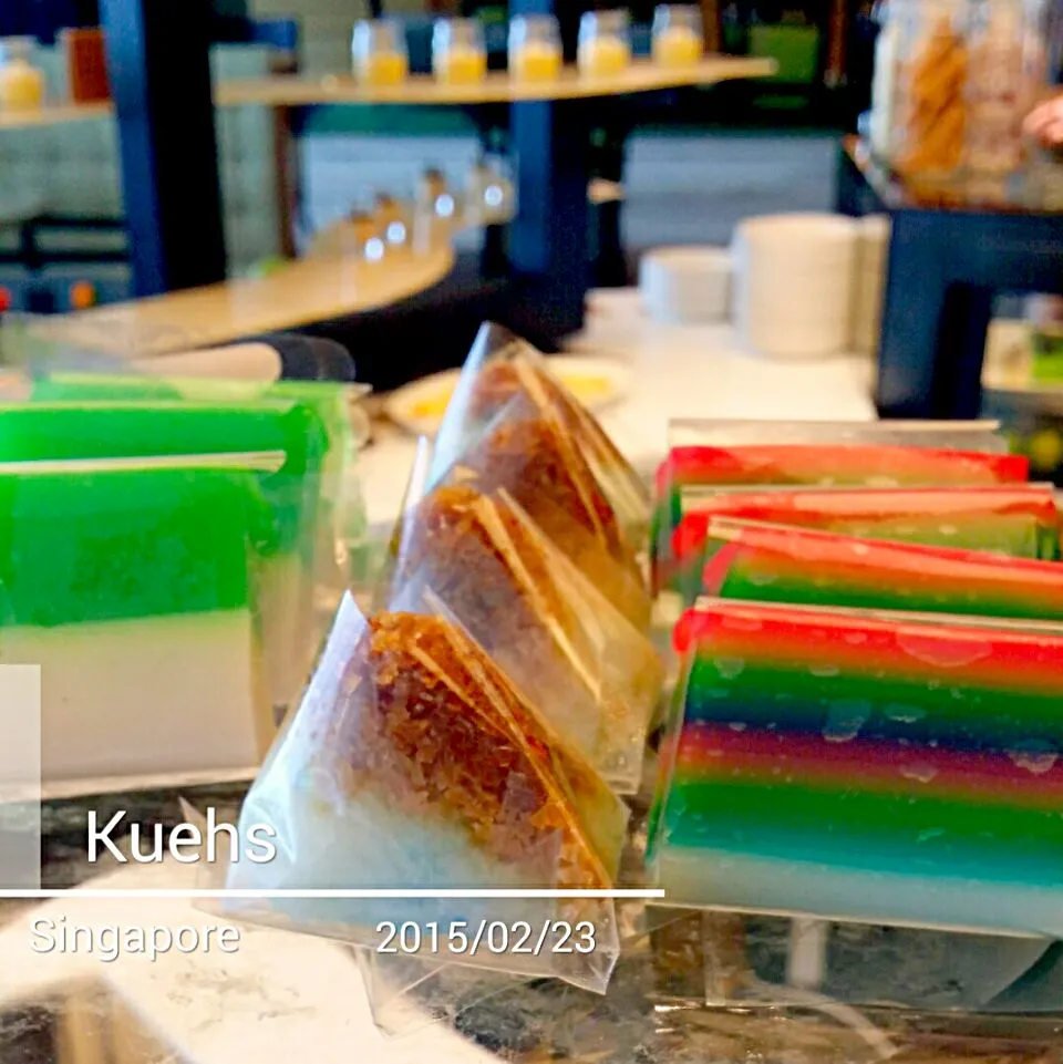 Different types of traditional kuehs|Chua Jeanさん