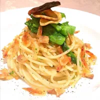 Snapdishの料理写真:菜の花と桜海老のパスタです☆