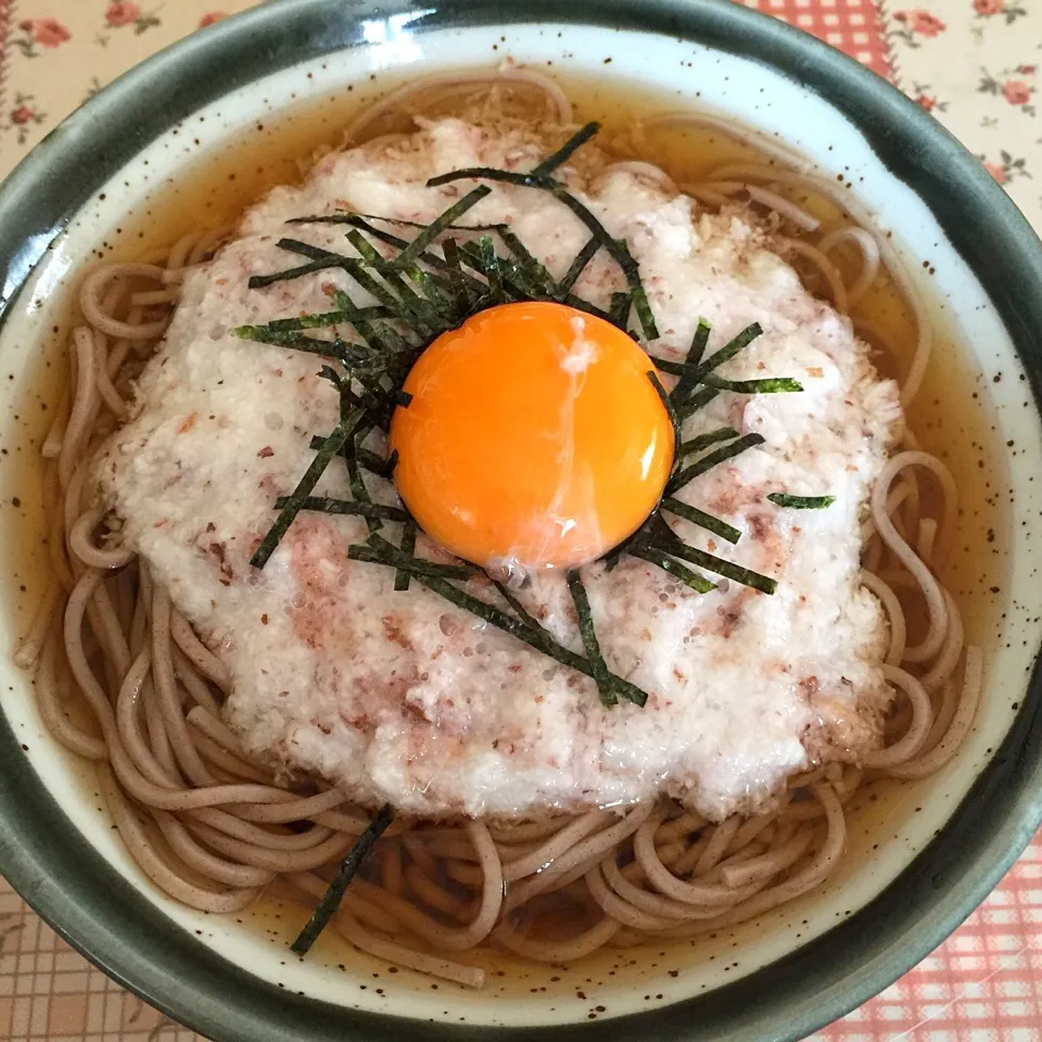 とろろ月見蕎麦🍜|＊ゆみしぼり＊さん