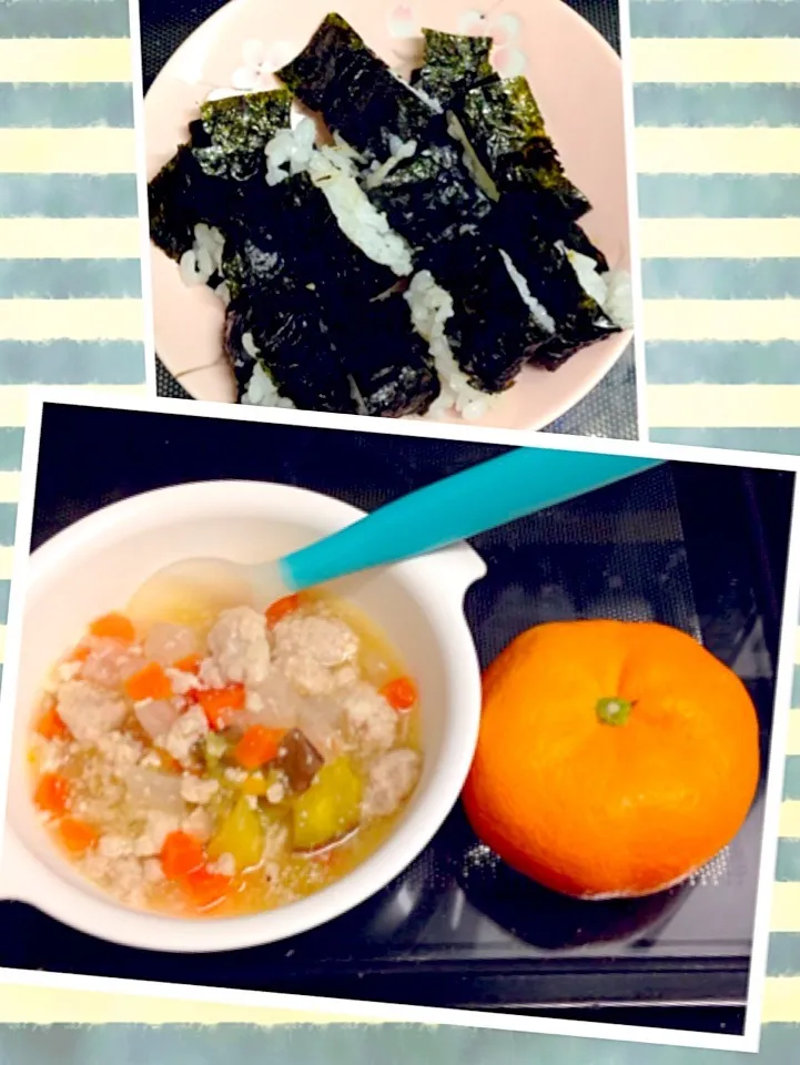 Snapdishの料理写真:150224離乳食234日目朝／味付海苔巻き＆豆腐と豚挽肉のふわふわ団子スープ（人参大根さつまいも入り）＆みかん|ponnaoさん