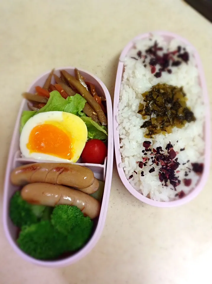 Today's lunch box. JKはどうせ昼まで寝てるから朝昼兼用ごはんw 楽チンだけどいいのかこれで(^◇^;)|hoppycowさん