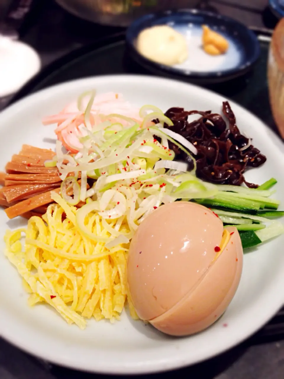 Hiyashi ramen with toroniku@Santouka, Cuppage Terrace|coxiella24さん