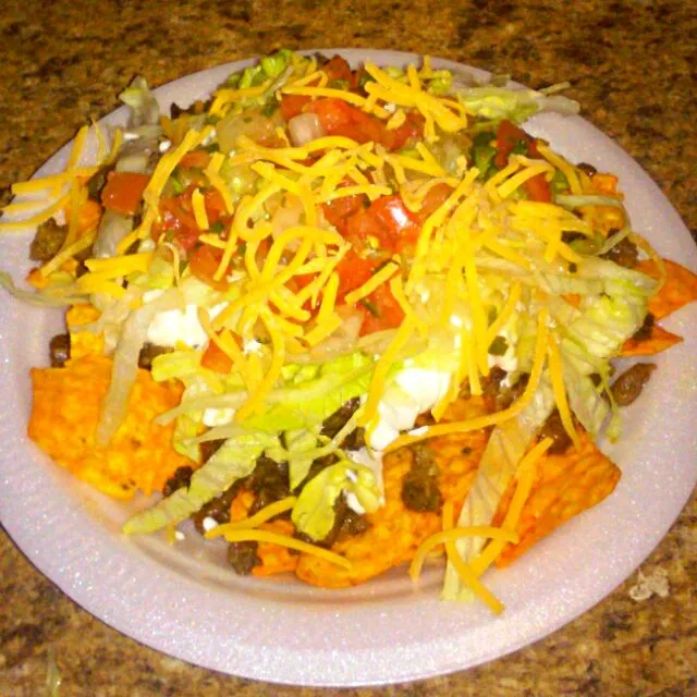 ❤Steak Nachos my Lil Foodie Princess #Snack/Teatime with Nacho Cheese Dorito Tortilla Chips ❤ NATIONAL TORTILLA CHIP DAY 💛 #FoodDay #Cheesy #Salad 🍀|Alisha GodsglamGirl Matthewsさん