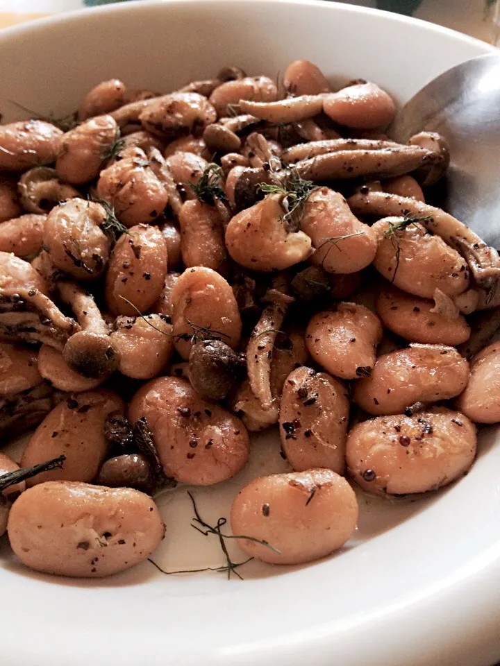 Herbed  Butter beans with mushrooms|Benj Antonioさん