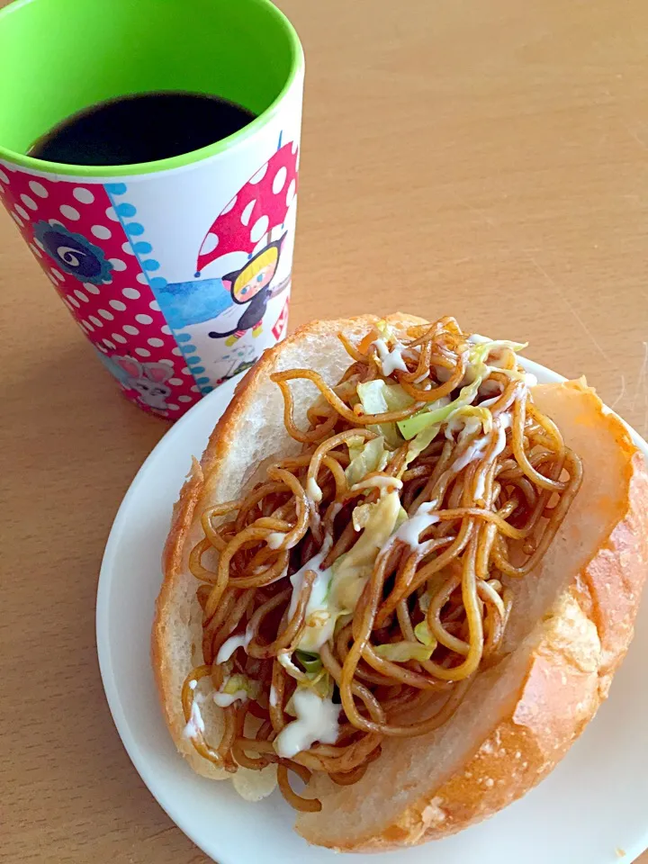 朝サンド ー焼きそばー|アッツさん