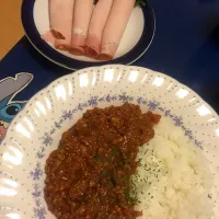 Snapdishの料理写真:トマトキーマカレー|megさん