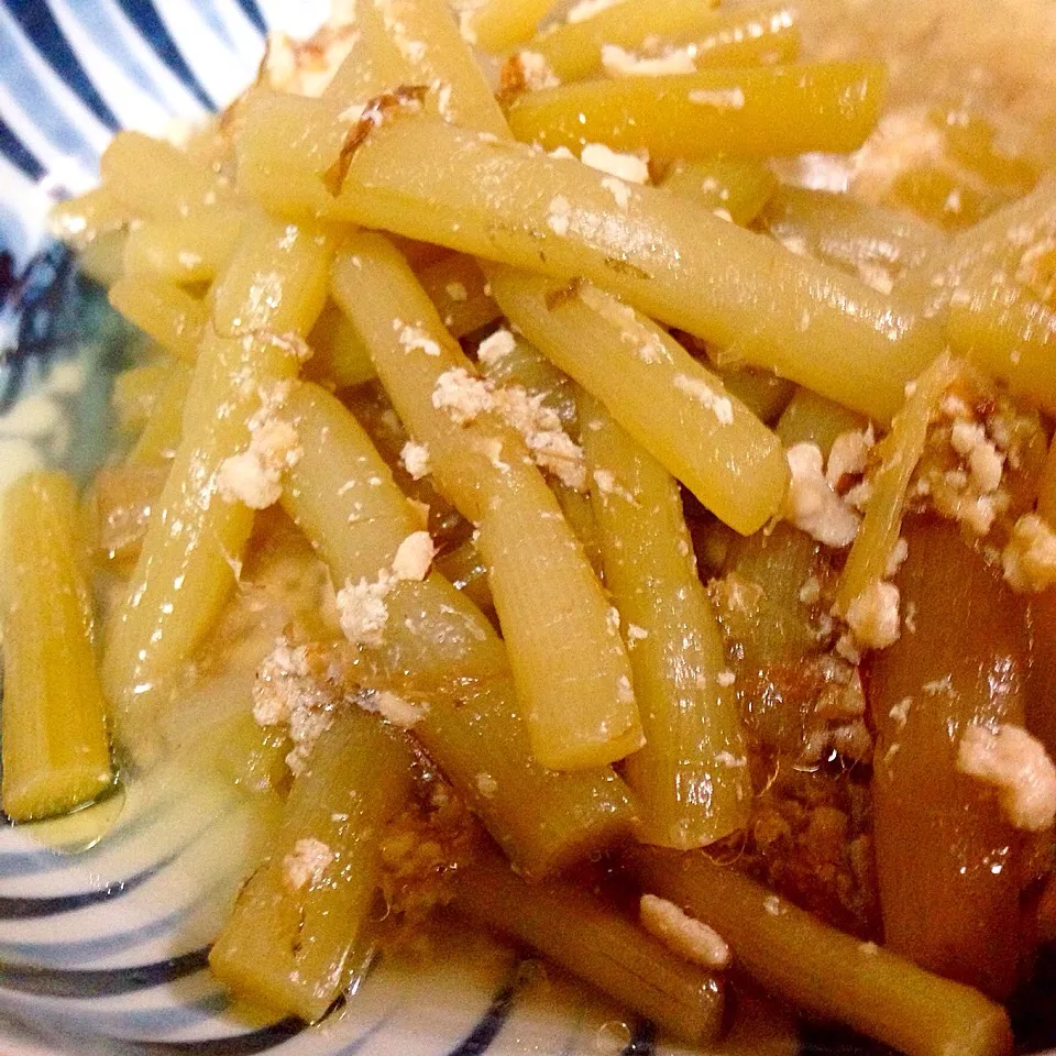 つわぶきと鳥ひき肉のそぼろ煮|Cuisineさん