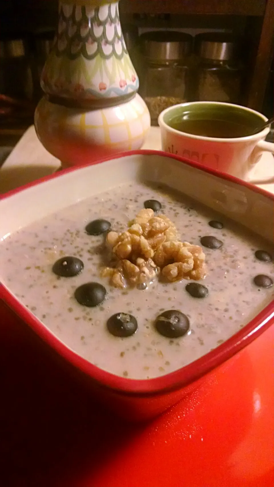 Blueberry Chia Oats w/ Walnuts|Christygrlさん